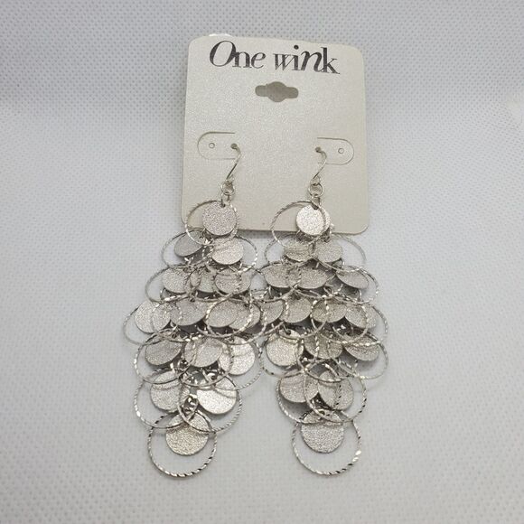 NWT One Wink Dangling Silver Earrings - Picture 2 of 2